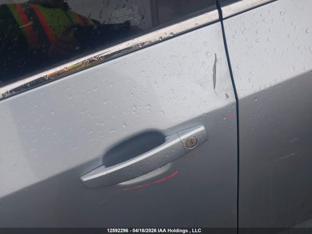 1G1JD5SH5J4105144 Chevrolet SONIC LT