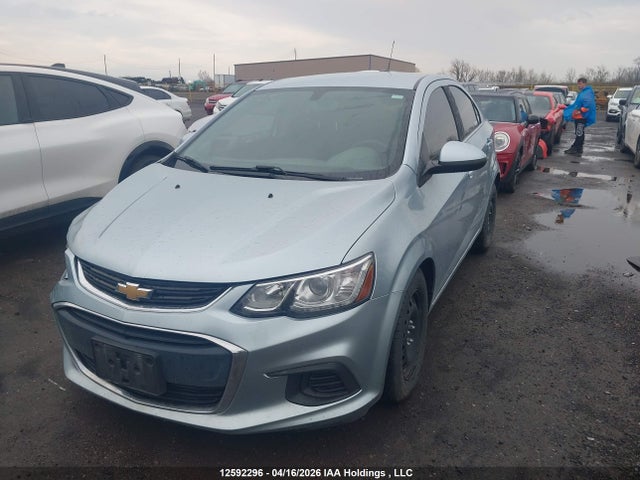 1G1JD5SH5J4105144 Chevrolet SONIC LT