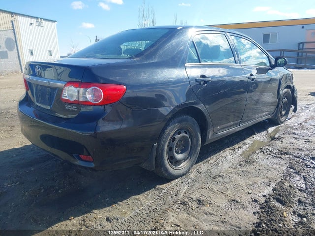 12592311 :رقم المزاد ، 2T1BU4EE9DC946408 vin ، 2013 Toyota Corolla S/le مزاد بيع