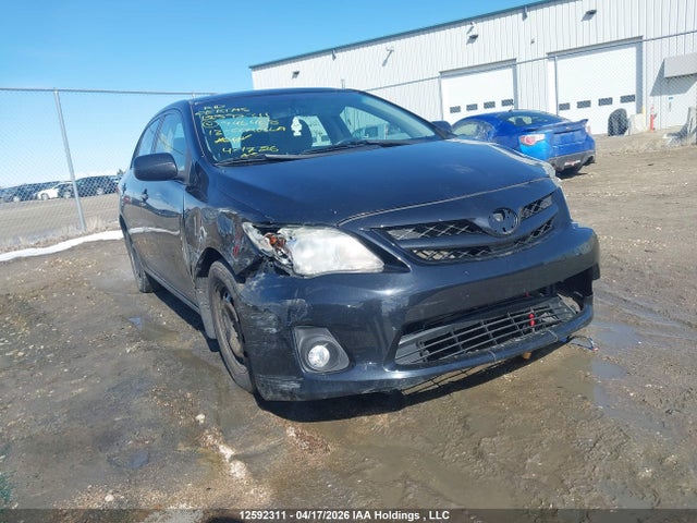 12592311 :رقم المزاد ، 2T1BU4EE9DC946408 vin ، 2013 Toyota Corolla S/le مزاد بيع