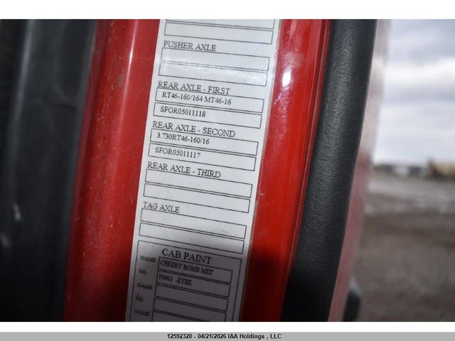 12592320 :رقم المزاد ، 4V4NC9TK6KN906064 vin ، 2019 Volvo Vnl مزاد بيع