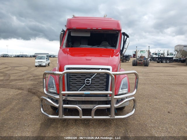 12592320 :رقم المزاد ، 4V4NC9TK6KN906064 vin ، 2019 Volvo Vnl مزاد بيع