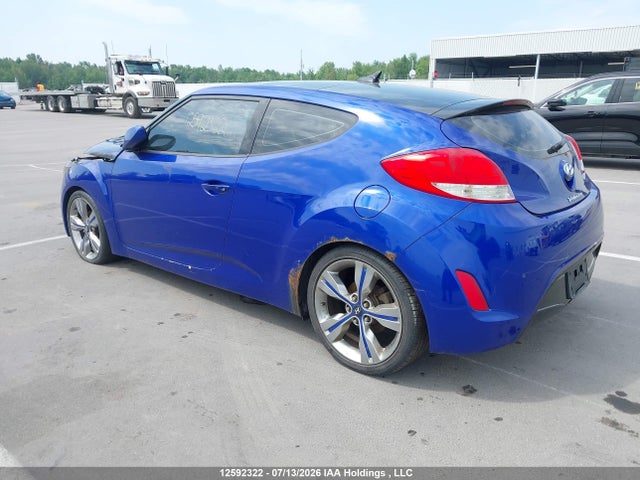2013 Hyundai Veloster Tech მანქანა იყიდება აუქციონზე, vin: KMHTC6AD6DU104091, აუქციონის ნომერი: 12592322