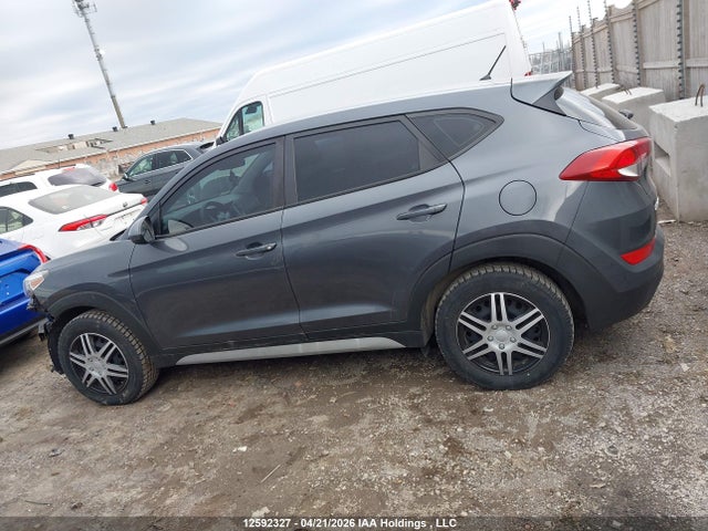 KM8J23A46JU661801 Hyundai Tucson Base 2.0l