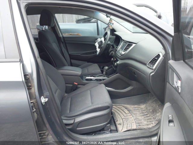 KM8J23A46JU661801 Hyundai Tucson Base 2.0l