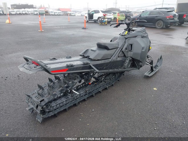 2BPSTJPA1PV000813 Skidoo Summit X 850