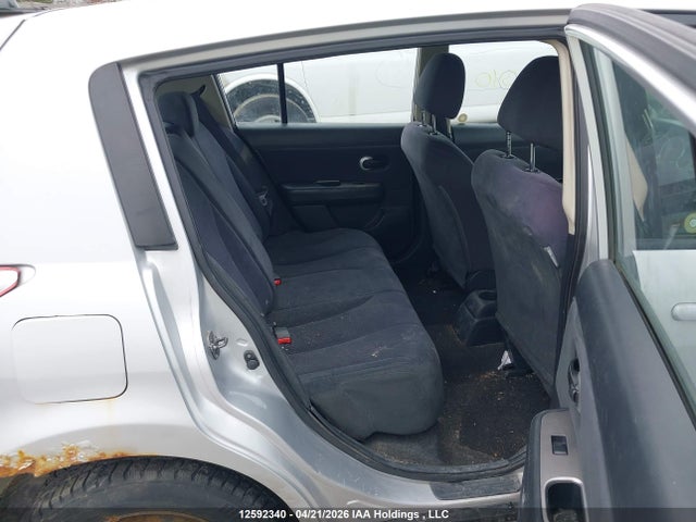 2008 Nissan Versa 1.8s მანქანა იყიდება აუქციონზე, vin: 3N1BC13E98L366988, აუქციონის ნომერი: 12592340