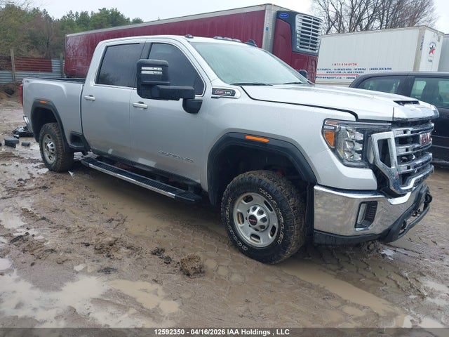 12592350 :رقم المزاد ، 1GT49ME74NF168975 vin ، 2022 Gmc Sierra K2500 Sle مزاد بيع