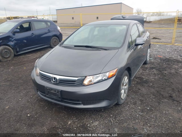 Продаж на аукціоні авто 2012 Honda Civic Lx, vin: 2HGFB2F47CH051698, номер лоту: 12592353