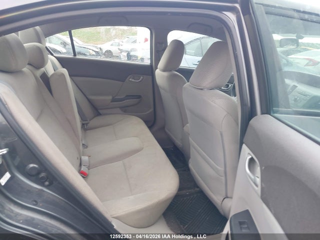 Продаж на аукціоні авто 2012 Honda Civic Lx, vin: 2HGFB2F47CH051698, номер лоту: 12592353