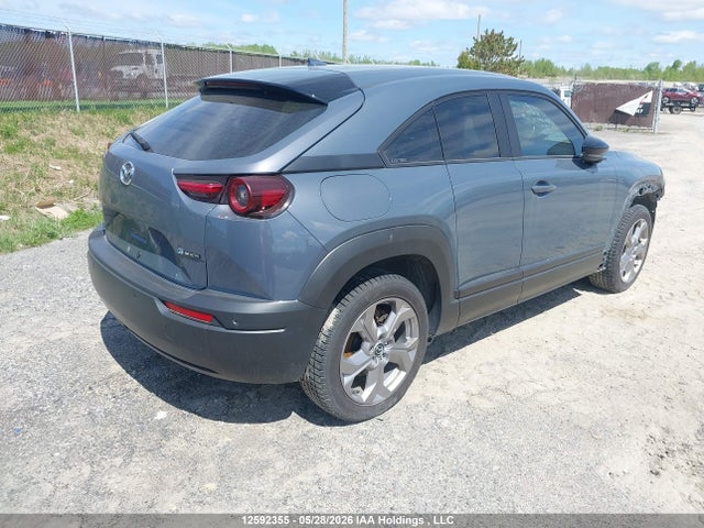 Продажа на аукционе авто 2022 Mazda Mx-30 Ev Gs, vin: JM1DRACB5N0100886, номер лота: 12592355