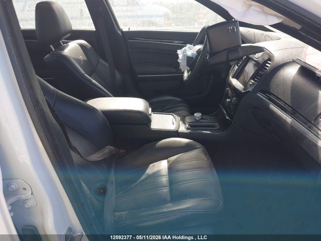 12592377 :رقم المزاد ، 2C3CCAGG8NH256696 vin ، 2022 Chrysler 300 S مزاد بيع