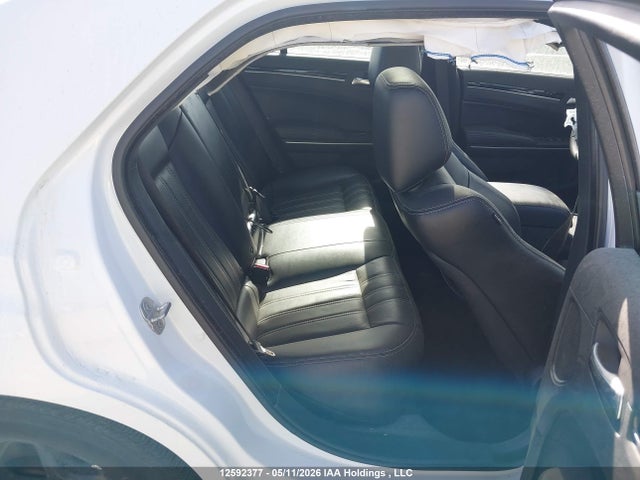 12592377 :رقم المزاد ، 2C3CCAGG8NH256696 vin ، 2022 Chrysler 300 S مزاد بيع