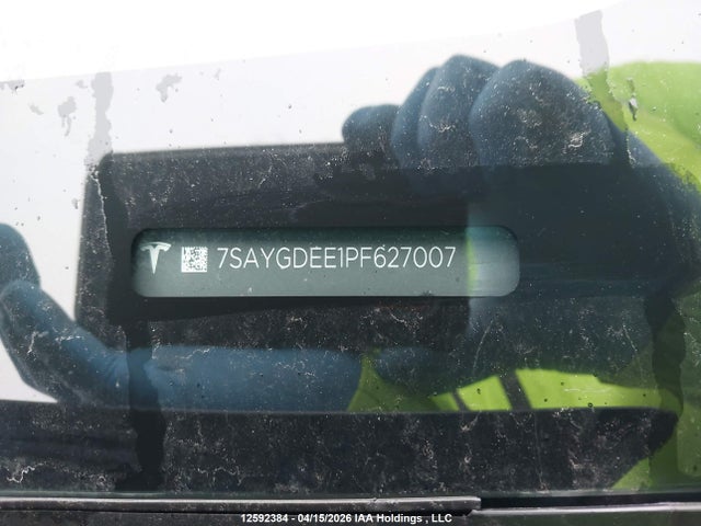 2023 Tesla Model Y Long Range მანქანა იყიდება აუქციონზე, vin: 7SAYGDEE1PF627007, აუქციონის ნომერი: 12592384