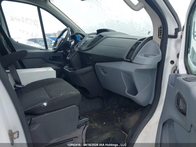 1FTYE1YM2JKA91702 Ford Transit-150