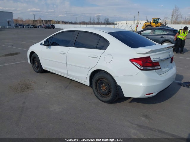 Продажа на аукционе авто 2015 Honda Civic Sedan, vin: 2HGFB2F57FH046756, номер лота: 12592419