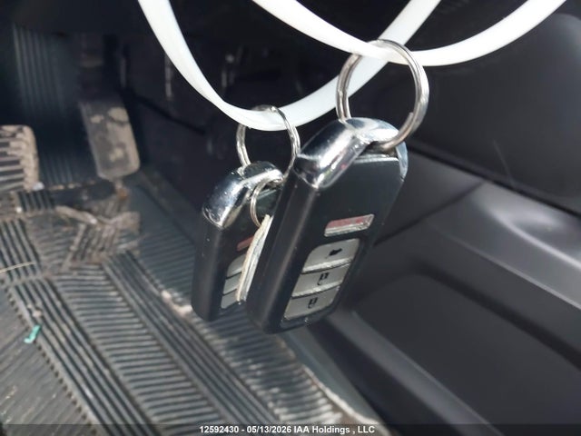 Продажа на аукционе авто 2015 Honda Cr-v Se, vin: 2HKRM4H47FH123798, номер лота: 12592430