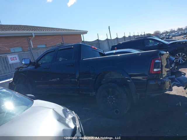 RAM 2500 Limited 2022 3C6UR5SL7NG379407 Image 14