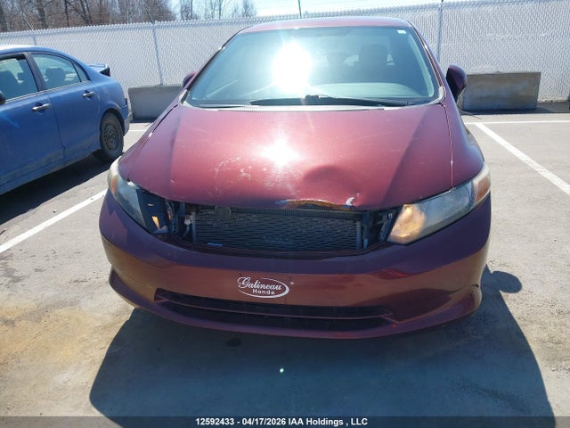 Продажа на аукционе авто 2012 Honda Civic Lx, vin: 2HGFB2F44CH017072, номер лота: 12592433