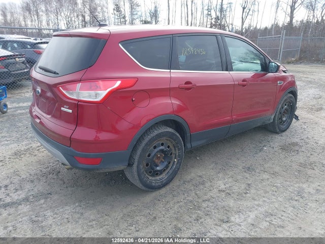 1FMCU0GX2EUD89370 Ford ESCAPE SE