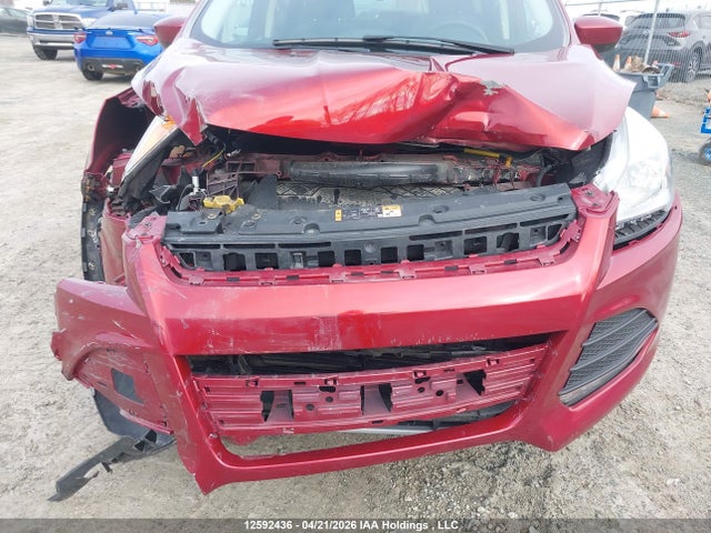 1FMCU0GX2EUD89370 Ford ESCAPE SE