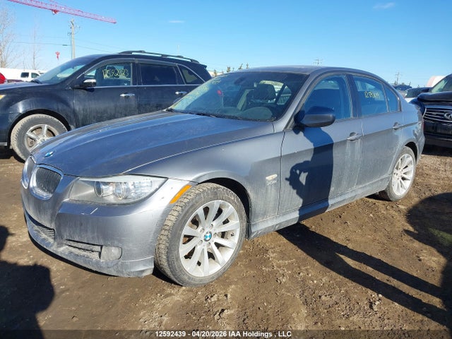 12592439 :رقم المزاد ، WBAPK7C58BF082100 vin ، 2011 Bmw 328 Xi مزاد بيع