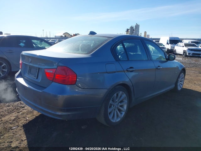 12592439 :رقم المزاد ، WBAPK7C58BF082100 vin ، 2011 Bmw 328 Xi مزاد بيع