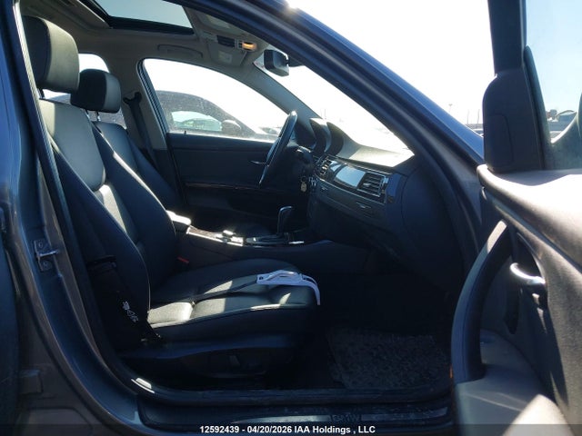 12592439 :رقم المزاد ، WBAPK7C58BF082100 vin ، 2011 Bmw 328 Xi مزاد بيع