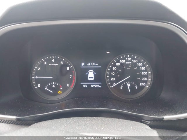 KM8J3CA42KU945506 Hyundai Tucson Preferred