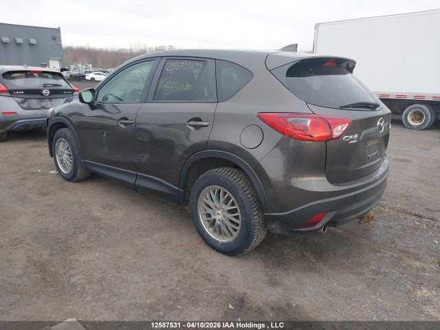 JM3KE4CY3G0638067 Mazda Cx-5 Gs