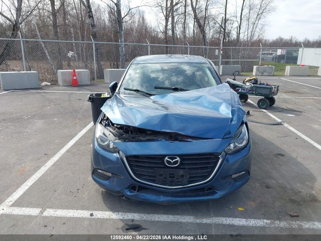 2018 Mazda Mazda3 50th Anniversary Edition/gs მანქანა იყიდება აუქციონზე, vin: 3MZBN1L71JM244728, აუქციონის ნომერი: 12592460