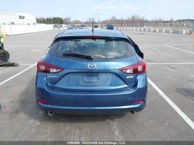 2018 Mazda Mazda3 50th Anniversary Edition/gs მანქანა იყიდება აუქციონზე, vin: 3MZBN1L71JM244728, აუქციონის ნომერი: 12592460