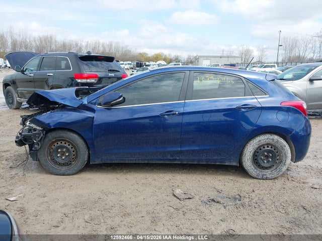 Продаж на аукціоні авто 2013 Hyundai Elantra Gt Se, vin: KMHD35LE7DU114102, номер лоту: 12592466