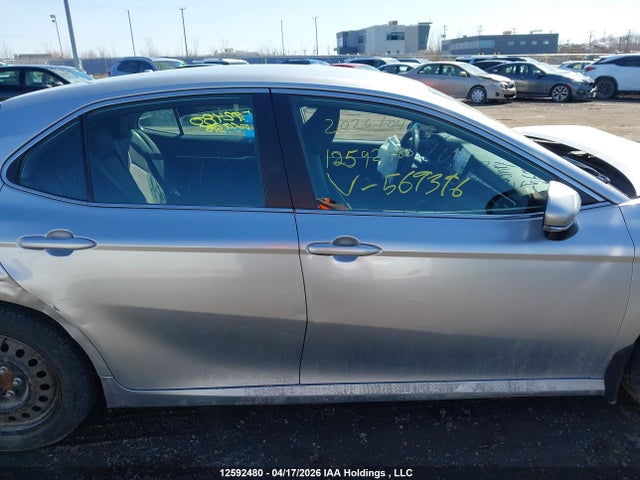4T1C31AK5MU569396 Toyota CAMRY LE