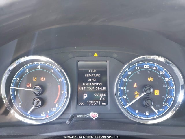 12592482 :رقم المزاد ، 2T1BURHE9JC038741 vin ، 2018 Toyota Corolla Le مزاد بيع