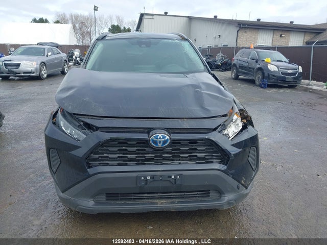 2022 Toyota Rav4 Hybrid Le მანქანა იყიდება აუქციონზე, vin: 2T3BWRFV7NW148986, აუქციონის ნომერი: 12592483