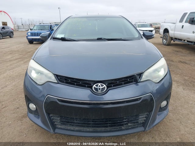 2015 Toyota Corolla S მანქანა იყიდება აუქციონზე, vin: 2T1BURHE7FC319332, აუქციონის ნომერი: 12592510