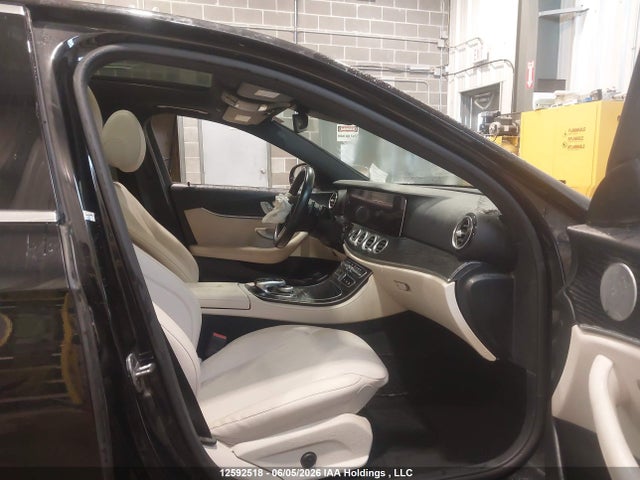 12592518 :رقم المزاد ، WDDZF4KB2KA554154 vin ، 2019 Mercedes-benz E 300 4matic مزاد بيع