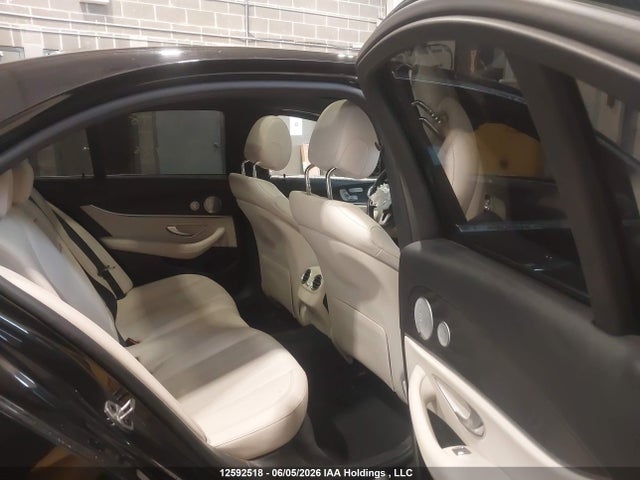 12592518 :رقم المزاد ، WDDZF4KB2KA554154 vin ، 2019 Mercedes-benz E 300 4matic مزاد بيع