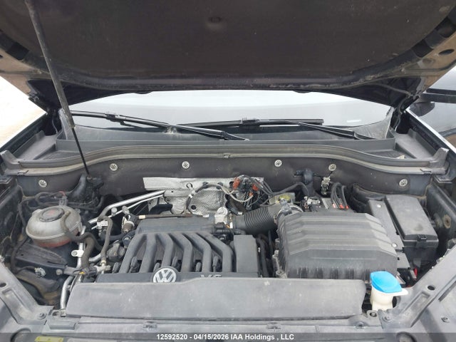 Продажа на аукционе авто 2018 Volkswagen Atlas Sel Premium, vin: 1V2NR2CA2JC596321, номер лота: 12592520