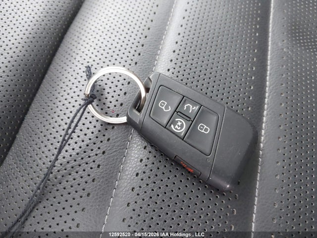 Продажа на аукционе авто 2018 Volkswagen Atlas Sel Premium, vin: 1V2NR2CA2JC596321, номер лота: 12592520