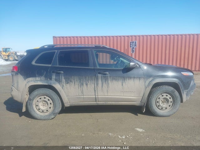 1C4PJMBSXFW758161 Jeep Cherokee Trailhawk