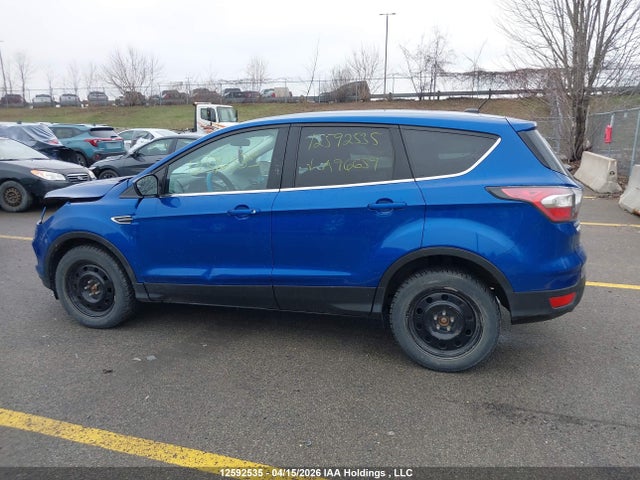 1FMCU9G94HUA96659 Ford ESCAPE SE