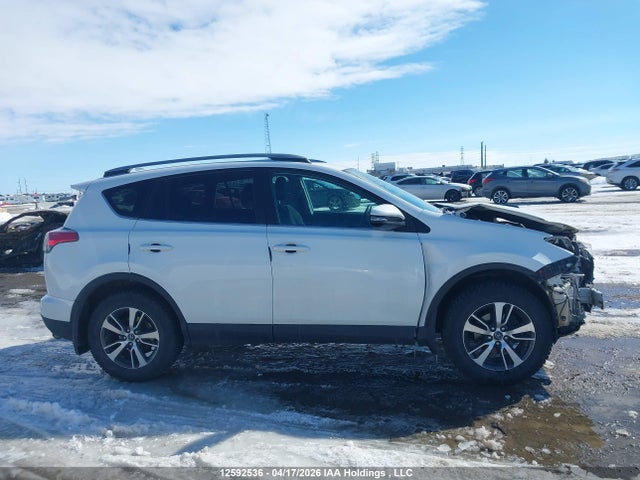 Продаж на аукціоні авто 2018 Toyota Rav4 Xle, vin: 2T3WFREV5JW425311, номер лоту: 12592536