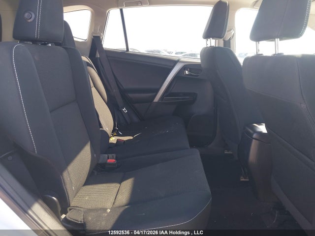 Продаж на аукціоні авто 2018 Toyota Rav4 Xle, vin: 2T3WFREV5JW425311, номер лоту: 12592536