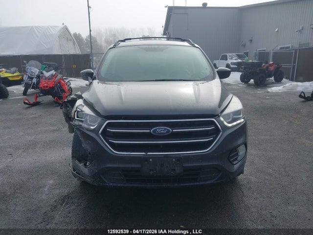 1FMCU9G94HUE80960 Ford ESCAPE SE