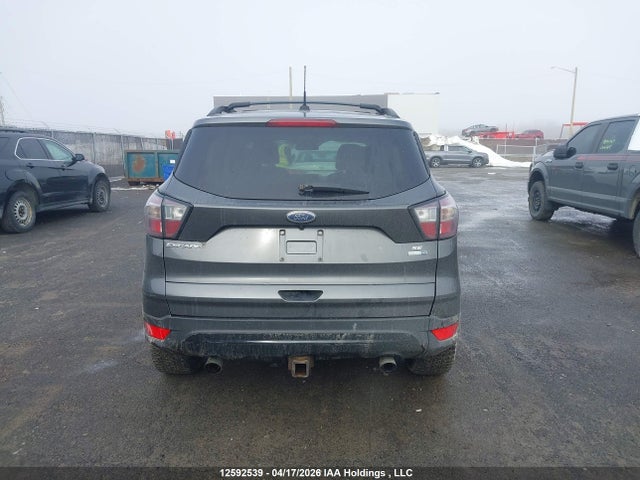 1FMCU9G94HUE80960 Ford ESCAPE SE