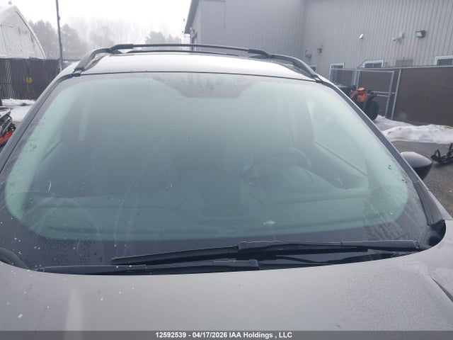 1FMCU9G94HUE80960 Ford ESCAPE SE