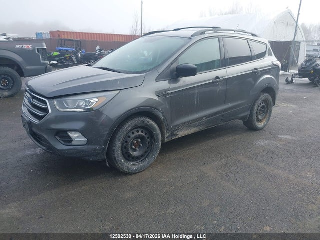1FMCU9G94HUE80960 Ford ESCAPE SE