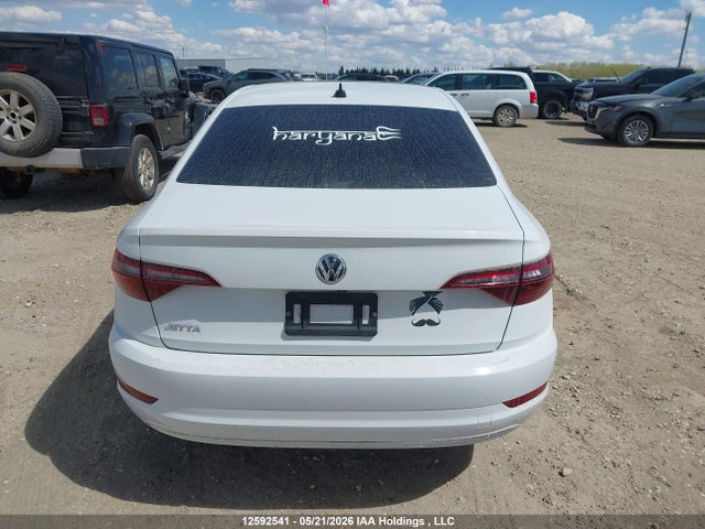 2021 Volkswagen Jetta Highline მანქანა იყიდება აუქციონზე, vin: 3VWE57BU1MM051779, აუქციონის ნომერი: 12592541